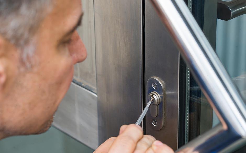 ouverture de porte blindée serrurier Montfort-l'Amaury